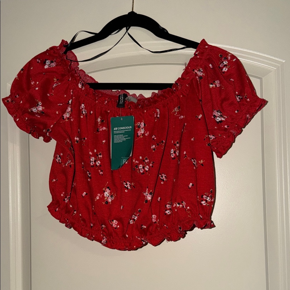 Red Floral Off-Shoulder Crop Top with Puff Sleeves
